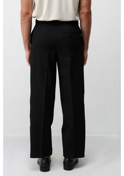 Antioch Relaxed Fit Kemerli Erkek Pantolon Siyah
