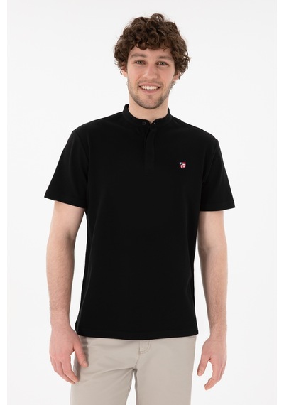 U.S. Polo Assn. Erkek Regular Fit Hakim Yaka Siyah Basic Tişört 50305914-VR046 U.S. Polo Assn. Erkek Regular Fit Hakim Yaka Siyah Basic Tişört 50305914-VR046