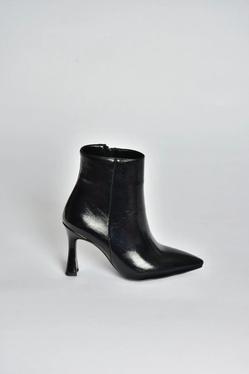 Fox Shoes V676200060 Siyah Rustik Kalın Topuklu Kadın Bot Siyah-rustik