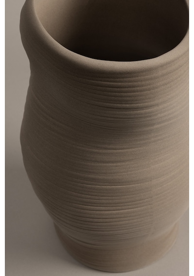 Koza Home Ophelia Taş Dokulu Vizon Seramik Vazo 19x19x27,5cm 8587 Standart