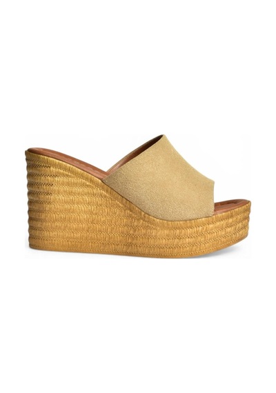 Fox Shoes Y996559902 Bej Süet Dolgu Tabanlı Kadın Terlik