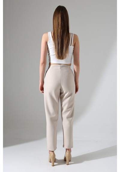 Gugus Kadın Maskülen/havuç Kaşe Pantolon Trend Model Ekru