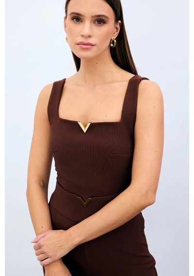Sateen Yaka Gold Aksesuarlı Bluz - Kahve Kahve