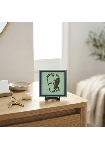 Atatürk İmzalı Butik Tasarım Obje, Ev Ve Ofis Dekorasyonunu Tamamlayan Modern Aksesuar 10x10 Cm
