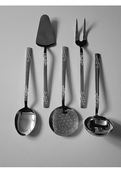 Çelik Karel Model Servis Takımı 5 Prç. Inox