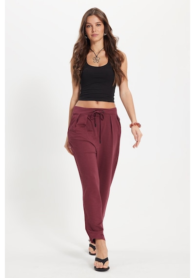 Tudors Kadın Regular Fit Klasik Kesim Beli Bağcıklı Pileli Çift Cepli Bordo Pantolon-50824