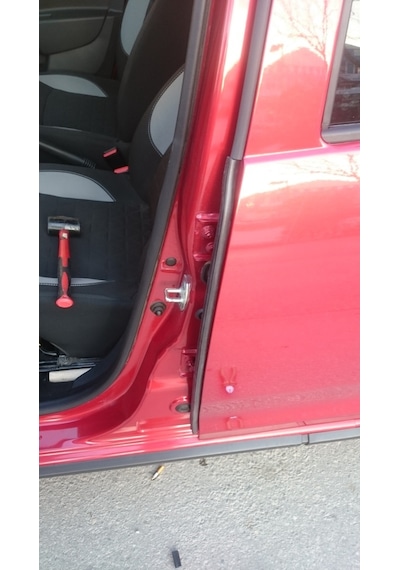 Dacia Sandero Iki Kapi Arasi Fitili 172826681