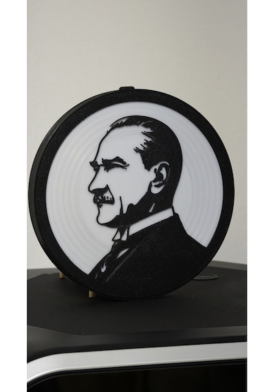 Morfem3d Atatürk Silüetli Led Aydınlatmalı Daire Lamba Model 2 Duvar & Masa Üstü Kullanım Siyah - Beyaz