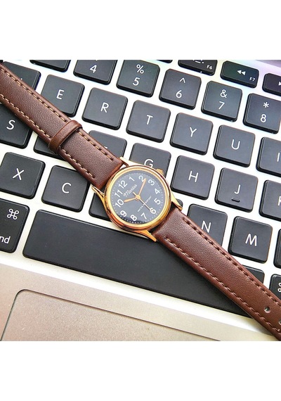 Retro Kayışlı Kadın Kol Saati, Vintage Tasarım, Klasik Tasarım, Rose Gold, Koyu Kahve Kordon Altın