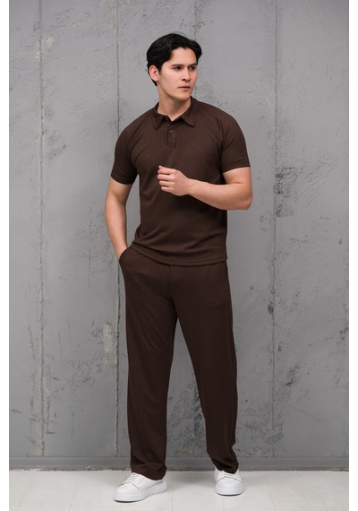 Mass Plus Regular Fit Likralı Kendinden Çizgili Yarım Baggy Pantolonlu T-shirt Takım Kahverengi Mass Plus Regular Fit Likralı Kendinden Çizgili Yarım Baggy Pantolonlu T-shirt Takım Kahverengi