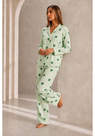 Kadın Önden Düğmeli Uzun Kollu Alt Üst Yeşil Pijama Takımı