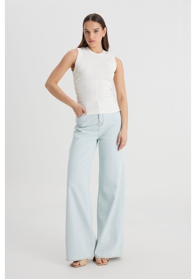 Lee Slim Fit Dar Kesim Bisiklet Yaka Kırık Beyaz Tişört L241628102