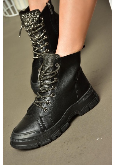 Fox Shoes R602889909 Siyah Taş Detaylı Kadın Bot Siyah