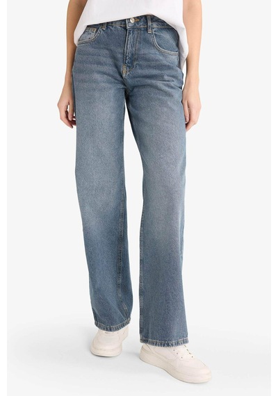 Defacto Sergio Regular Fit Normal Kalıp Normal Bel Boru Paça Jean Pantolon W6868az25aunm40 Siyah