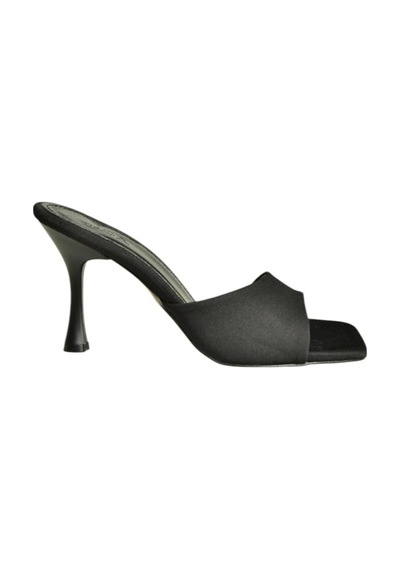Fox Shoes U590149604 Siyah Kumaş Topuklu Kadın Terlik Siyah