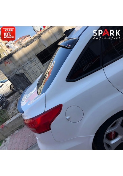 Ford Focus 2011-2018 Yıl Aralığı Uyumlu Arka Cam Spoyler