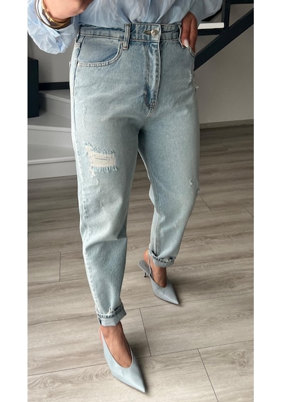 Kar Yıkama Kapalı Yırtık Mom Jean Kar Yıkama