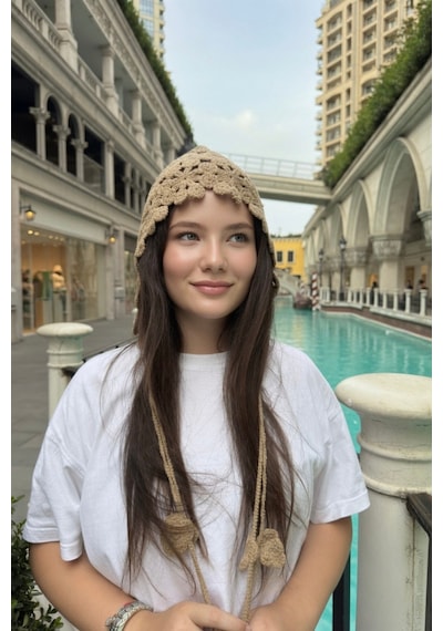 Mollycrush Camel Örgü Yazlık Bere Çiçek Motifli Yazlık Şık Saç Aksesuarı Kahverengi