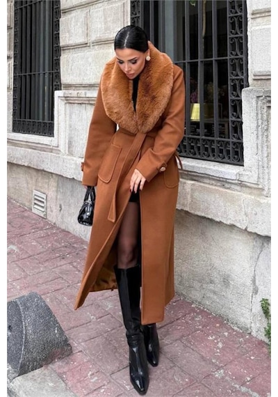 Neşeli Butik Kadın Cep Detaylı Kuşaklı Yaka Kürklü Tam Boy Kaşe Kaban Nbstr1003 Taba