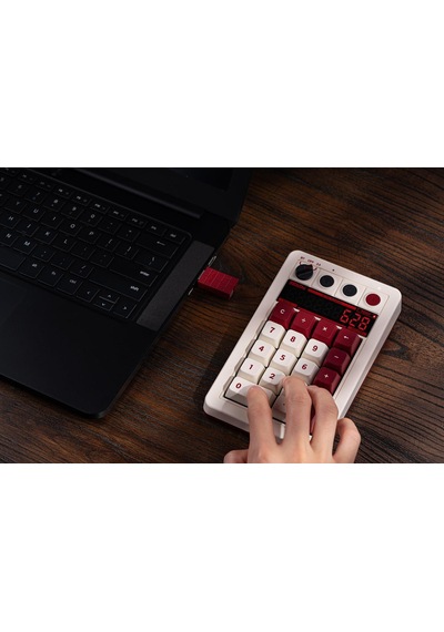 8bitdo Retro 18 Fami Edition Kablosuz Mekanik Numpad,hesap Makinesi Modu,windows Ve Android Uyumlu Bordo