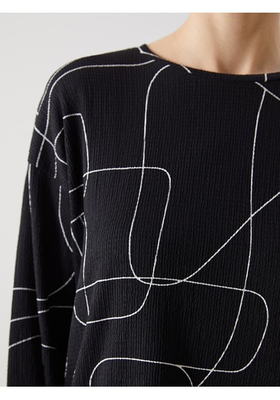 Lcwaıkıkı Classic Ekru Bisiklet Yaka Desenli Oversize Kadın Tişört