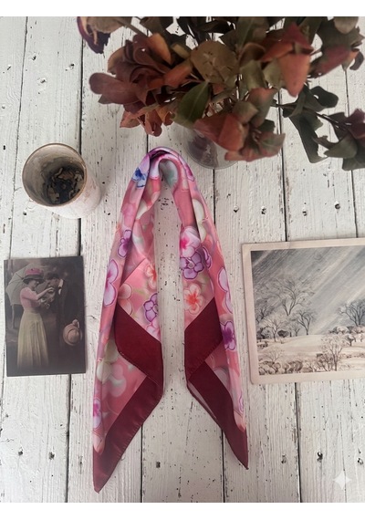 Trend Dokunuş Kadın 50-50 Saten Çiçek Bahçesi Fular Bandana Bordo - Pembe