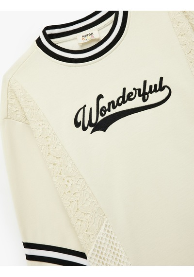 Koton Şardonlu Uzun Kollu Bisiklet Yaka Dantel Detaylı Baskılı Oversize Sweatshirt Bej 6wkg10179ak Ekru Koton Şardonlu Uzun Kollu Bisiklet Yaka Dantel Detaylı Baskılı Oversize Sweatshirt Bej 6wkg10179ak Ekru