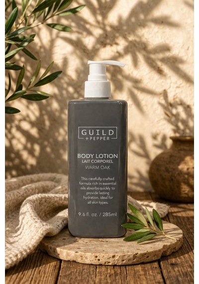 Guild + Pepper Warm Oak 4 Lü Kişisel Bakım Seti Şampuan + Duş Jeli + El Sabunu + Vücut Losyonu 285 ML