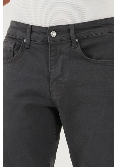 Buratti Pamuklu Comfort Fit Normal Bel Boru Paça Jeans Erkek Kot Pantolon 4412C19Texas Antrasit Buratti Pamuklu Comfort Fit Normal Bel Boru Paça Jeans Erkek Kot Pantolon 4412C19Texas Antrasit