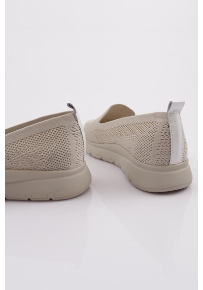 Dgn 581 Kadin Günlük Comfort Ayakkabi 581-2183-R0152 Bej