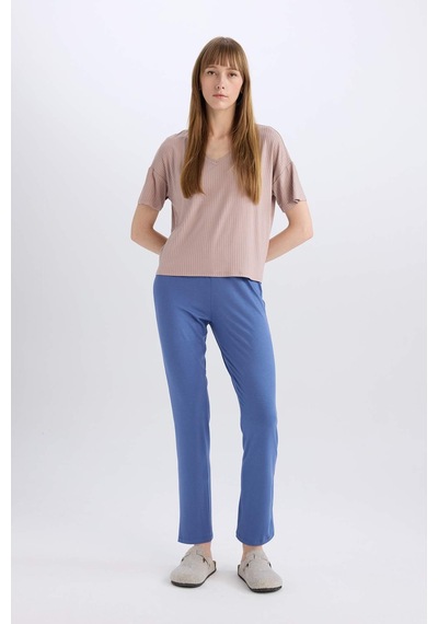 DeFacto Regular Fit V Yaka Casual Kısa Kollu Pijama Üstü-Fall in Love B6181AX24SPBN502