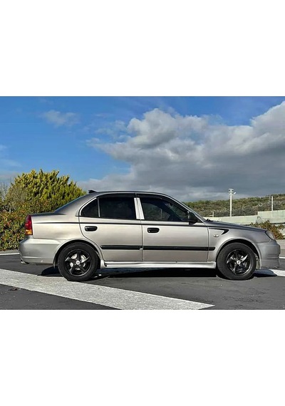 Hyundai Accent Admira Delikli Marşpiyel - Boyasız Fiberglass