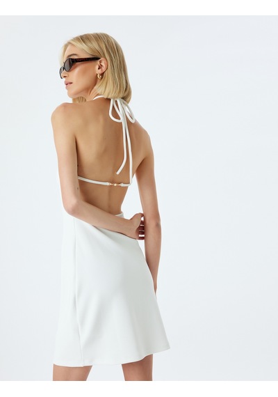Koton Mini Halter Yaka Elbise Arkası Dekolteli Askılı Beyaz 4sak80029pk