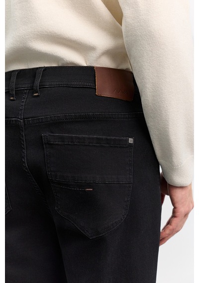 Avva Erkek Siyah Eskitme Yıkamalı Pamuklu Elastan Roma Crop Slim Fit Jean Pantolon A62y3525