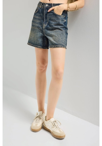 Itsbasic Kadın Koyu Tint Diana 2s6 Mom Fit Midi Boy Denim Şort K.tint