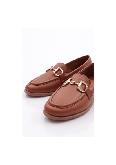 Dgn 1852 Kadin Metal Aksesuarli Loafer Ayakkabi Koyu Taba