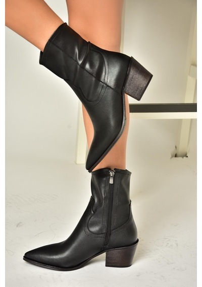 Fox Shoes T356654109 Siyah Sivri Burunlu Kalın Topuklu Kadın Bot Siyah-Suni Deri Siyah