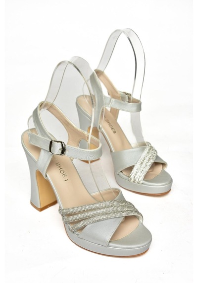 Fox Shoes S246575504 Gümüş Kumaş Kalın Topuklu Kadın Abiye Ayakkabı Gümüş
