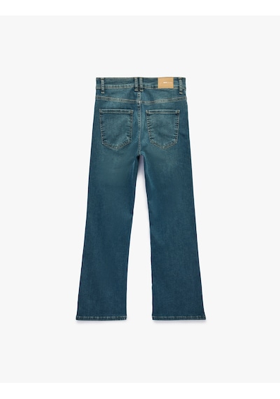 Koton Pamuklu Dar Kalıp Normal Bel İspanyol Paça Denim Pantolon - Flare Jeans Green Cast 7wal40074md Yeşil Koton Pamuklu Dar Kalıp Normal Bel İspanyol Paça Denim Pantolon - Flare Jeans Green Cast 7wal40074md Yeşil