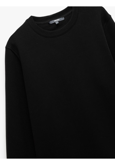 Koton Pamuklu Uzun Kollu Bisiklet Yaka Erkek Basic Sweatshirt Siyah 6wam70017mk Siyah Koton Pamuklu Uzun Kollu Bisiklet Yaka Erkek Basic Sweatshirt Siyah 6wam70017mk Siyah