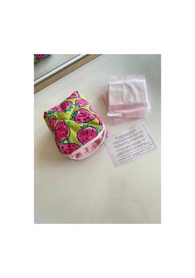 Puf Kapitone Mini Organizer Çanta Çilek Desenli, Fermuarlı, Astarlı 12 12 6 Cm Pembe