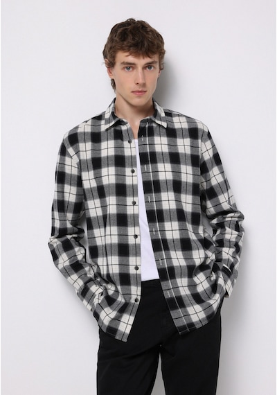 Colin's Colins Regular Fit Shirt Neck Ekoseli Erkek Siyah Uzun Kol Gömlek Cl1076512 Q1.v1 Blk Siyah Colin's Colins Regular Fit Shirt Neck Ekoseli Erkek Siyah Uzun Kol Gömlek Cl1076512 Q1.v1 Blk Siyah