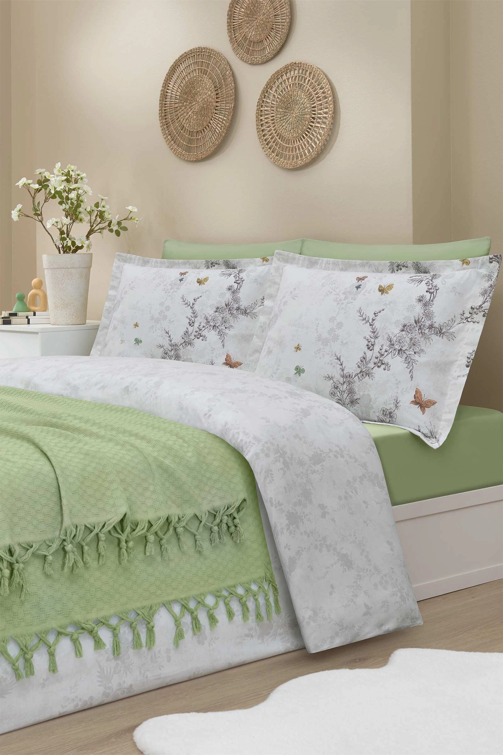 Özdilek Bloomlight Çift Kişilik Pikeli Nevresim Takımı Yeşil Yeşil 