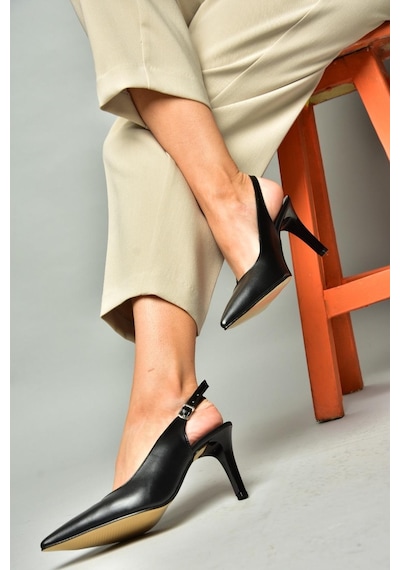 Fox Shoes S654071709 Siyah İnce Topuklu Kadın Ayakkabı Siyah