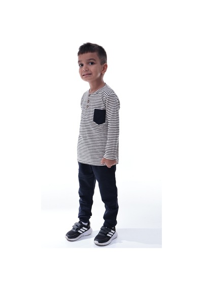 Erkek Çocuk Çizgili Uzun Kollu Tshirt Ve Rahat Jogger Alt Takım Günlük Spor Kombin Çok Renkli Erkek Çocuk Çizgili Uzun Kollu Tshirt Ve Rahat Jogger Alt Takım Günlük Spor Kombin Çok Renkli