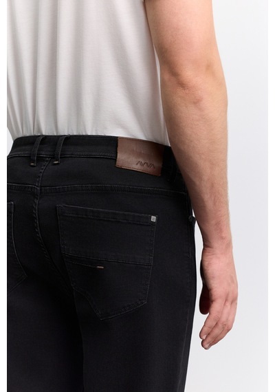 Avva Erkek Siyah Eskitme Yıkamalı Pamuklu Elastan Madrid Comfort Slim Fit Jean Pantolon A62y3528
