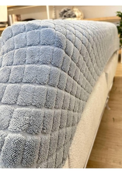 Bibaha Peluş Lastikli Koltuk Örtüsü 3 Kişilik Yıkanabilir Esnek Koltuk Kılıfı Gri 180 X 230 Çok Renkli
