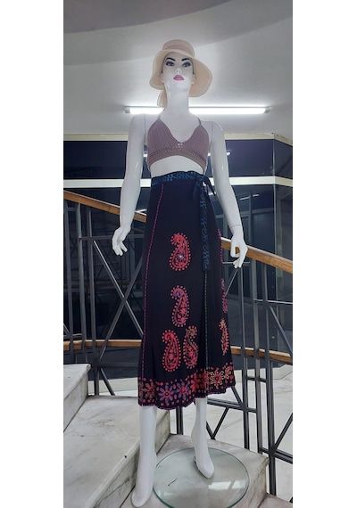 Bohem Stil Hint Batik Çiçek Desenli Ve İşlemeli Uzun Hint Anvelop Etek Görsel Çok Renkli