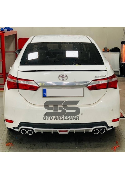 Toyota Corolla 2013-2018 Difüzör Arka Tampon Eki 4 Egzoz Çıkışlı Gri Tip