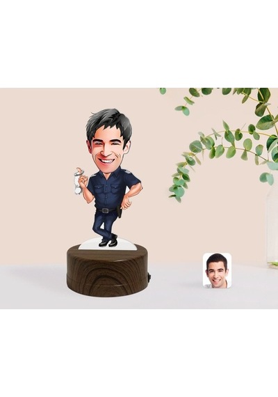Kişiye Özel Erkek Polis Karikatürlü Dekoratif 3D Biblo Led Işıklı (481497346)